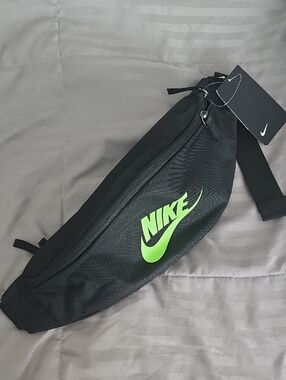 7/20 Nike Bag